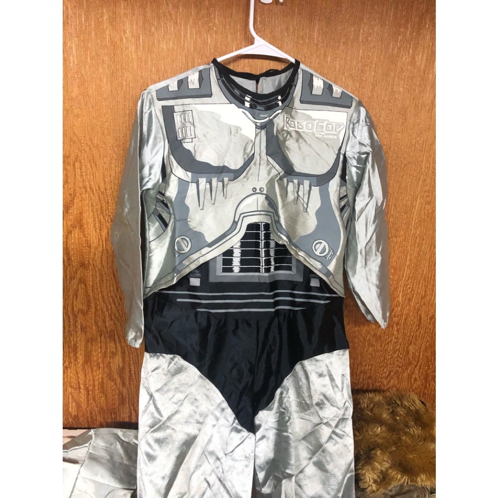 Kid’s halloween costume. ROBOCOP